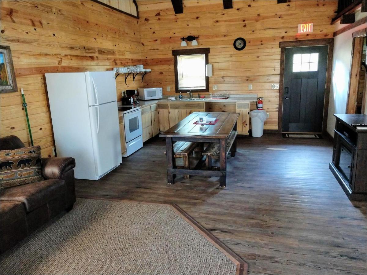 Freedom Ridge Cabins Hill City Εξωτερικό φωτογραφία